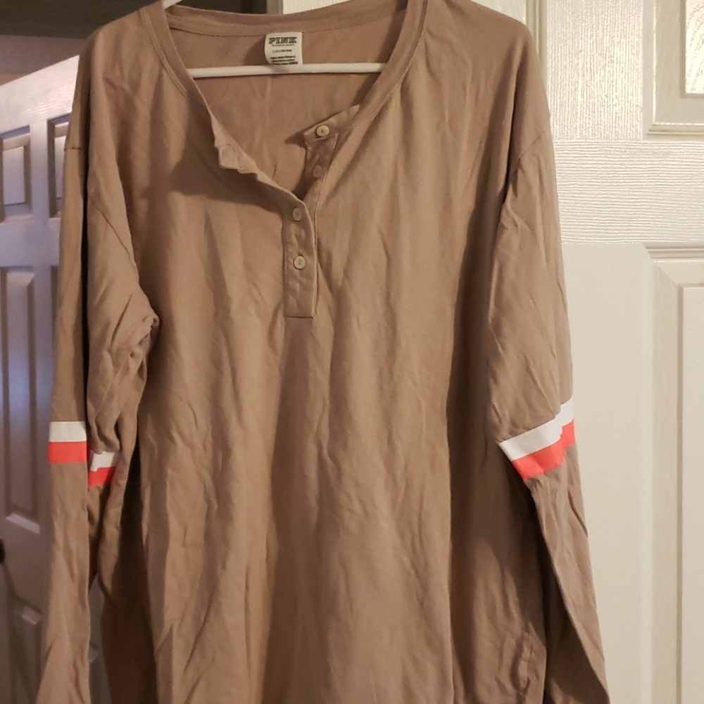 Long sleeve shirt
